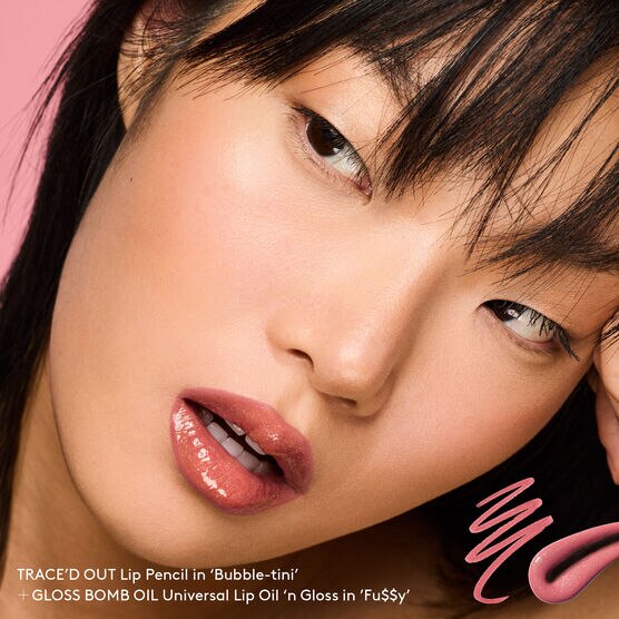 L�PIS LABIAL TRACED OUT LIP LINER